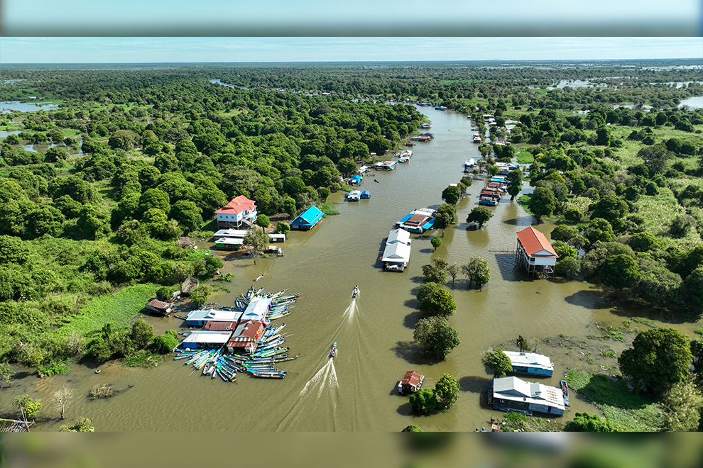 Phat Sanday Ecotourism Community in Kampong Svay District, Kampong Thom Province, is renowned for its stunning natural scenery. Yousos Apdoulrashim