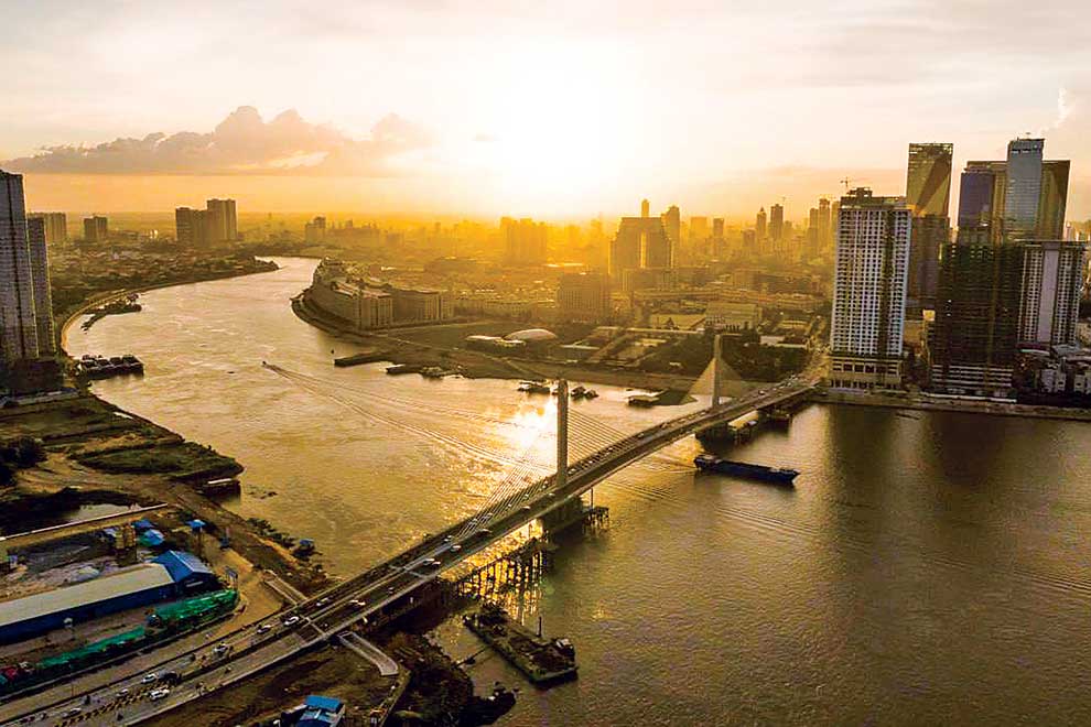 New bridges elevate eastern Kingdom’s economic growth New bridges elevate eastern Kingdom's economic growth