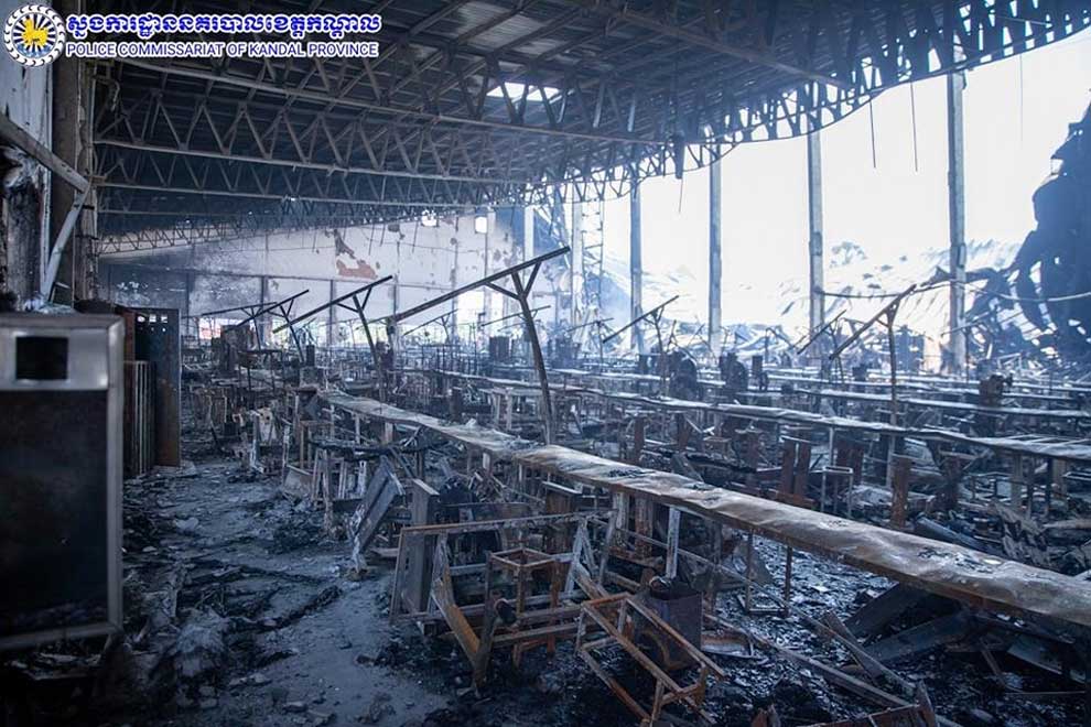 Kandal footwear factory buildings gutted by blaze Kandal footwear factory buildings gutted by blaze
