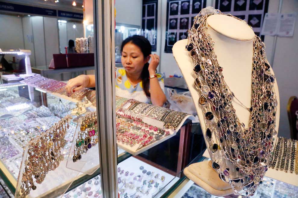 Jewellery exports hit $851M in ’23; exhibition upcoming Jewellery exports hit $851M in '23; exhibition upcoming