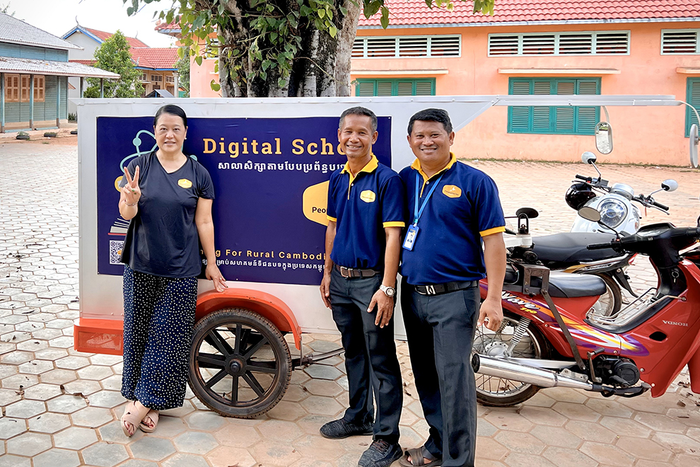 Victoria Miloschewsky (left) and her team at PeopleStories converted an old tuk-tuk into a mobile classroom, outfitting it with laptops, educational software and a remote server to ensure access to learning without the need for a constant internet connection. Supplied