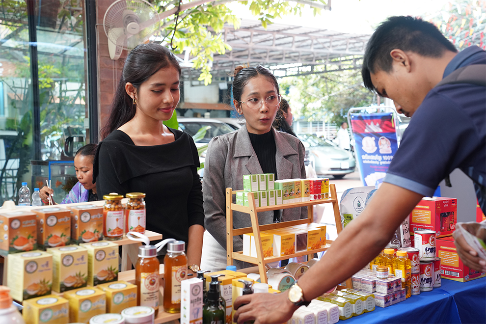 PM calls for increased use of local goods to support economy through global uncertainty PM calls for increased use of local goods to support economy through global uncertainty