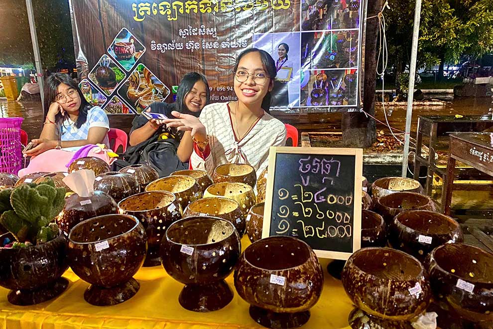 Koh Kong students win gold for coconut husk products