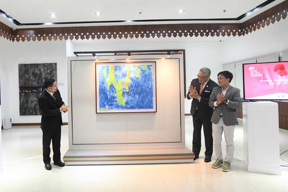 Srun Rida: Cambodian artist adds blue to the ASEAN palette Srun Rida: Cambodian artist adds blue to the ASEAN palette
