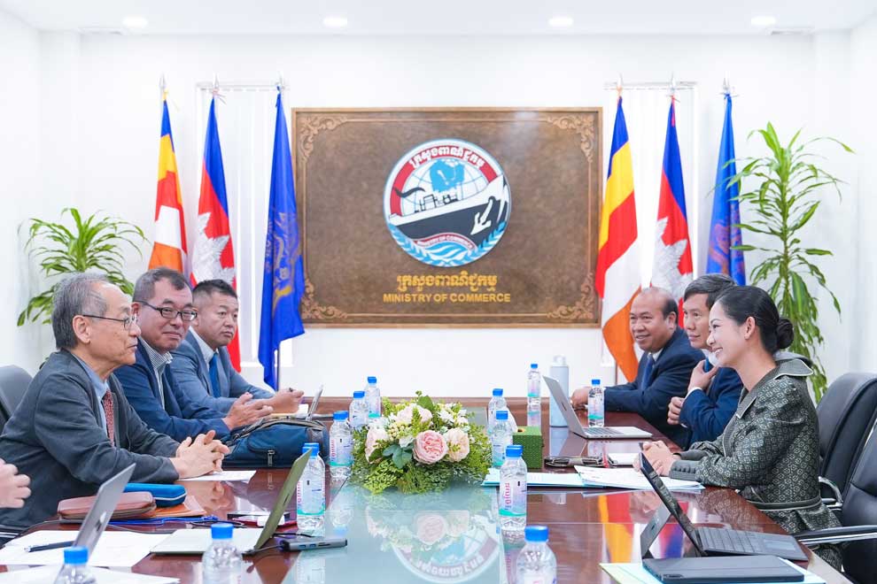 Japan to urge private sector to invest more in Cambodia