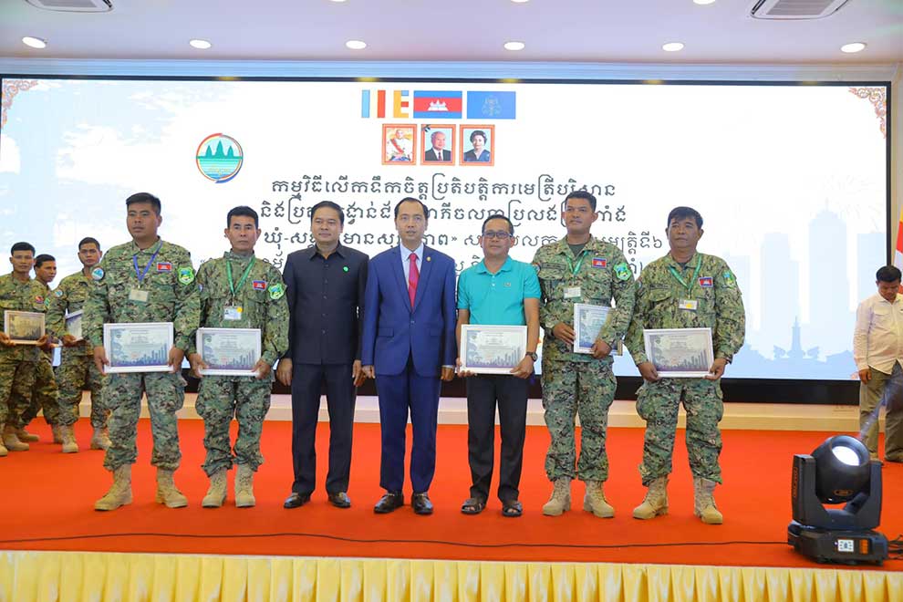 20 communes win award for clean environs, beauty, hygiene 20 communes win award for clean environs