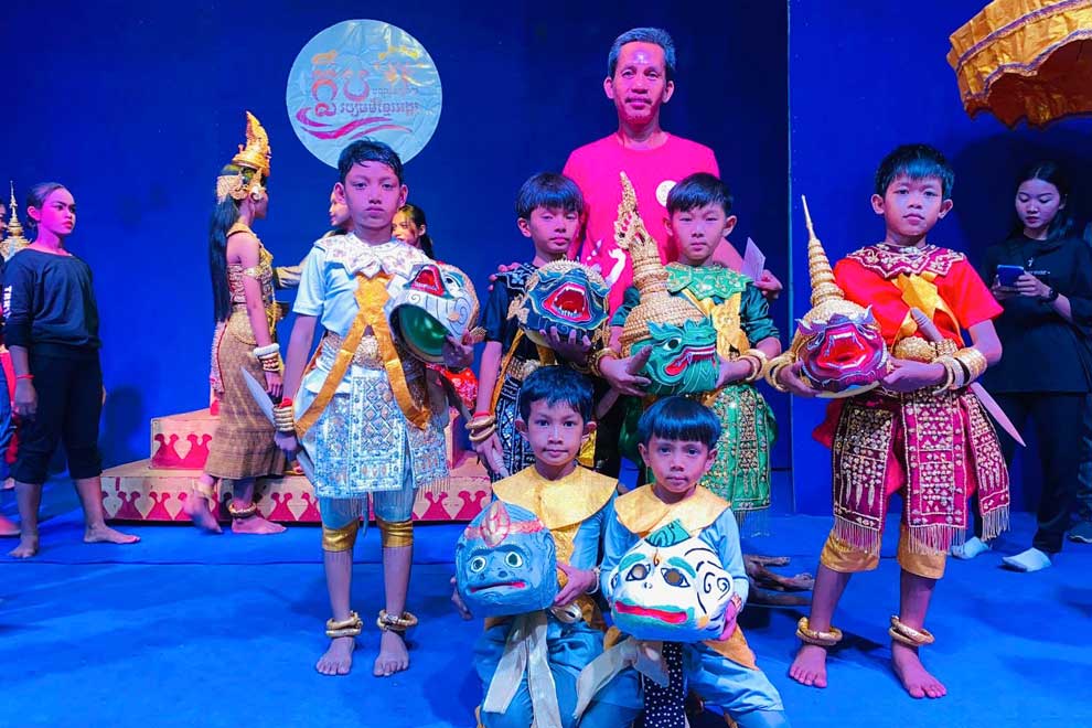 Five-year-old Hanuman dances his way into hearts of Cambodia Five-year-old Hanuman dances his way into hearts of Cambodia