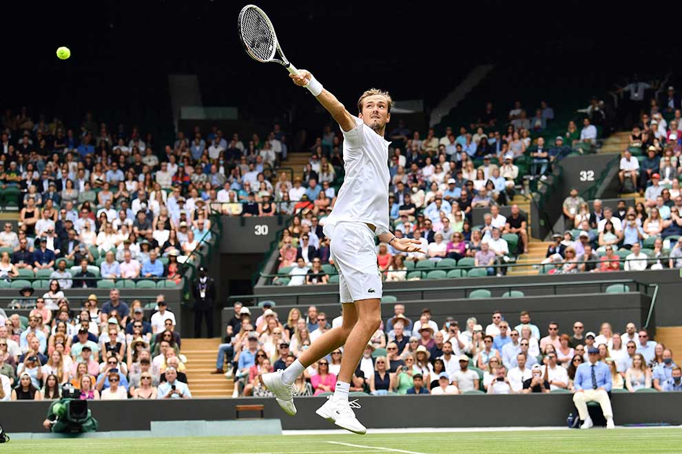 Wimbledon chiefs defend Russia player ban