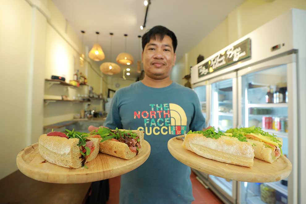 Bakery adding cricket protein to sandwiches Bakery adding cricket protein to sandwiches