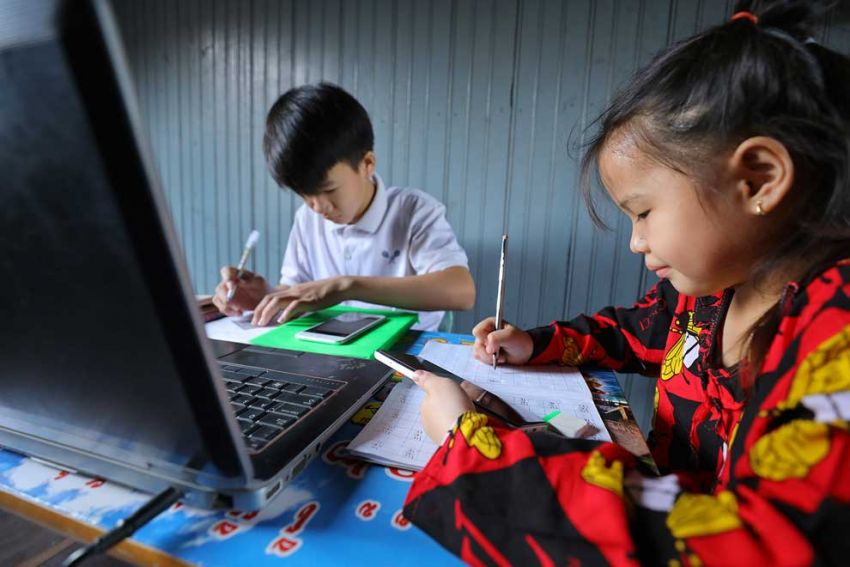 Minister to kids: Study digital technology skills