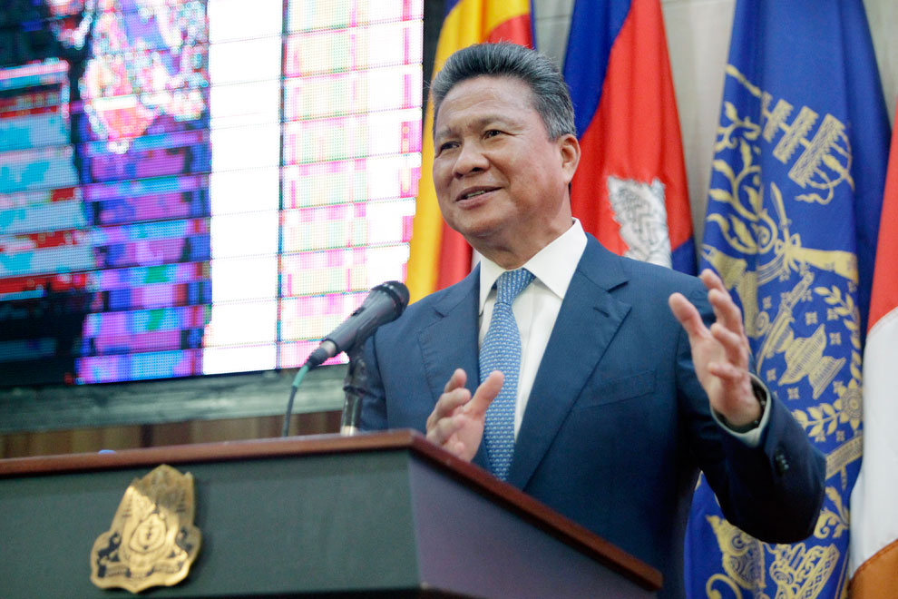 Chanthol details transport ministry’s achievements over past five years Chanthol details transport ministry's achievements over past five years