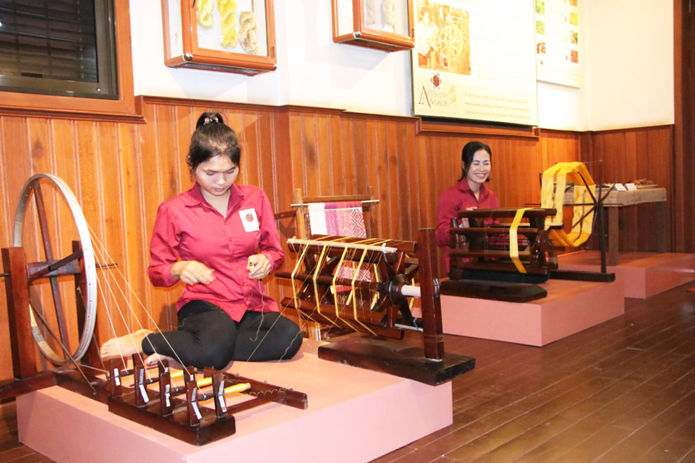 Khmer weaving exhibit opens at Siem Reap museum Khmer weaving exhibit opens at Siem Reap museum